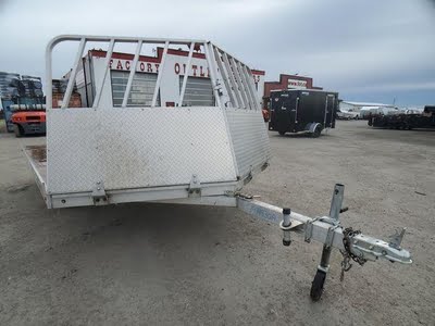 snowmobile trailer canada